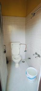 Bathroom Image of 900 Sq.ft 3 BHK Builder Floor for sale in Shahdara New Delhi for Rs. 6000000