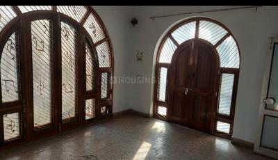 Bedroom Image of 1700 Sq.ft 3 BHK Builder Floor for rent in Rajajipuram Lucknow for Rs. 25000
