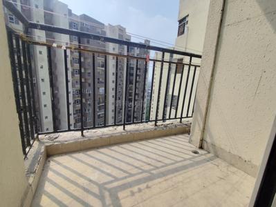 Balcony Image of 1045 Sq.ft 2 BHK Apartment / Flat for rent in Paramount Floraville, Sector 137 Noida for Rs. 28000