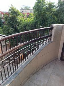 Balcony Image of 1800 Sq.ft 3 BHK Apartment / Flat for sale in Vasundhara Ghaziabad for Rs. 17000000