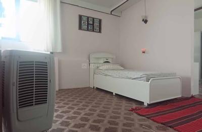 Bedroom Image of 300 Sq.ft 1 BHK Apartment / Flat for rent in Thanisandra Bengaluru for Rs. 16500