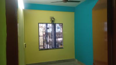 Bedroom Image of 600 Sq.ft 1.5 BHK Apartment / Flat for rent in Dum Dum Kolkata for Rs. 8000