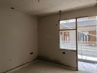 Bedroom Image of 1350 Sq.ft 4 BHK Apartment / Flat for sale in Sector 38 Rohini New Delhi for Rs. 10500000