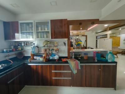 Kitchen Image of 3150 Sq.ft 4 BHK Apartment / Flat for sale in Sheladia Pushkar Apartments, Bodakdev Ahmedabad for Rs. 30000000