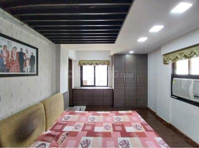 Bedroom Image of 1350 Sq.ft 3 BHK Apartment / Flat for sale in Ambawadi Ahmedabad for Rs. 6800000