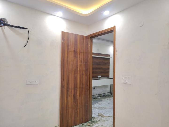 Aggarwal associates Main Image 1