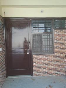 Balcony Image of 150 Sq.ft 1 RK Studio for rent in Varun Enclave, Sector 28 Noida for Rs. 14000
