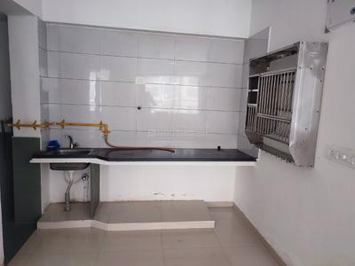 Kitchen Image of 650 Sq.ft 1 BHK Apartment / Flat for rent in Savvy Studioz, Gota Ahmedabad for Rs. 20000