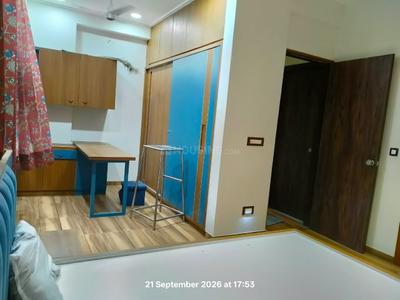 Bedroom Image of 3000 Sq.ft 3 BHK Independent House for rent in Thaltej Ahmedabad for Rs. 75000