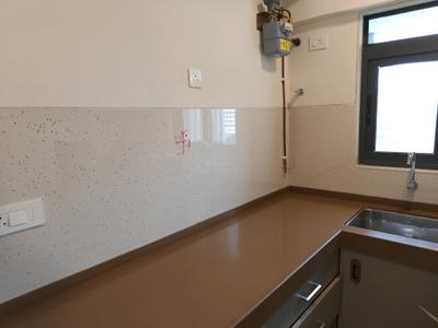 Kitchen Image of 680 Sq.ft 2 BHK Apartment / Flat for rent in Leo Eminence, Bandra East Mumbai for Rs. 110000