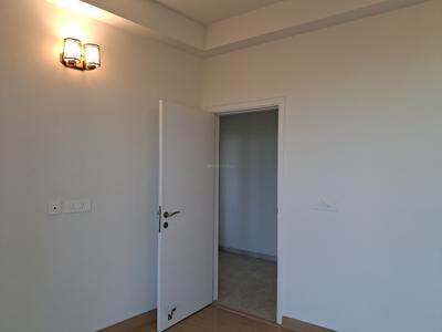 Bedroom Image of 2280 Sq.ft 3 BHK Apartment / Flat for sale in DLF One Midtown, Karampura New Delhi for Rs. 65000000