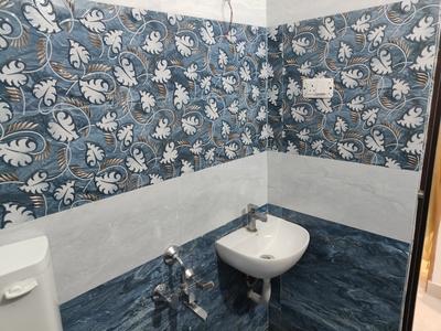 Bathroom Image of 1004 Sq.ft 2 BHK Apartment / Flat for sale in Anakaputhur Chennai for Rs. 5770000