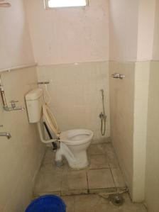 Common Bathroom Image of 1296 Sq.ft 2 BHK Apartment / Flat for sale in Mehdipatnam Hyderabad for Rs. 7800000