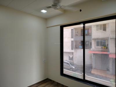 Bedroom Image of 910 Sq.ft 2 BHK Apartment / Flat for rent in Kasarvadavali Thane for Rs. 25000