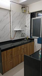 Kitchen Image of 550 Sq.ft 1 BHK Apartment / Flat for rent in Malad West Mumbai for Rs. 36000