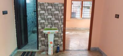 Bedroom Image of 850 Sq.ft 2 BHK Independent House for rent in New Garia Kolkata for Rs. 11000