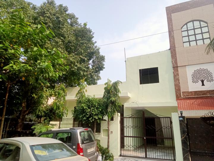 Sector 37 greater Noida Building 1