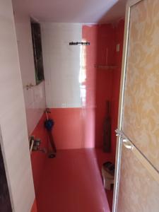 Bathroom Image of 950 Sq.ft 2 BHK Apartment / Flat for rent in Kothari K D Empire, Mira Road East Mira Bhayandar for Rs. 30000