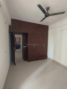 Bedroom Image of 1315 Sq.ft 3 BHK Apartment / Flat for sale in MR Officer City 2 Phase 2, Raj Nagar Extension Ghaziabad for Rs. 9000000