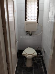 Bathroom Image of 600 Sq.ft 1 BHK Apartment / Flat for rent in Tyagi Build Uttam Townscape Elite, Yerawada Pune for Rs. 20500
