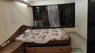 Bedroom Image of 650 Sq.ft 1 BHK Apartment / Flat for rent in Prathamesh Apartments, Prabhadevi Mumbai for Rs. 75000