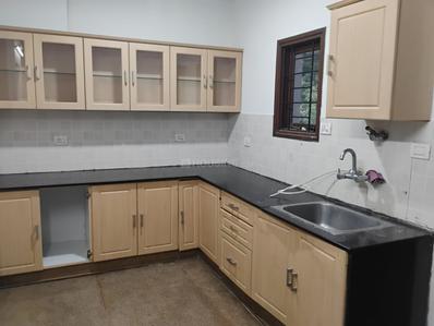 Kitchen Image of 3500 Sq.ft 4 BHK Villa for rent in Sri Aditya Fort View, Puppalaguda Hyderabad for Rs. 72000