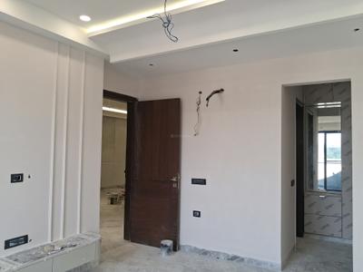 Bedroom Image of 1800 Sq.ft 3 BHK Builder Floor for sale in Paschim Vihar New Delhi for Rs. 40000000