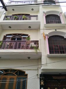 Building Image of 910 Sq.ft 2 BHK Builder Floor for sale in Shahdara New Delhi for Rs. 8000000