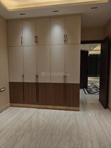 Bedroom Image of 1440 Sq.ft 3 BHK Builder Floor for sale in Chittaranjan Park New Delhi for Rs. 45000000
