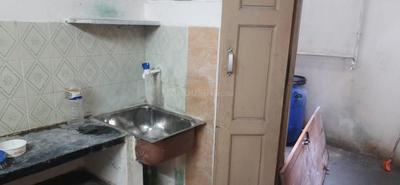 Kitchen Image of 280 Sq.ft 1 RK Apartment / Flat for rent in Madurai Main Madurai for Rs. 6500