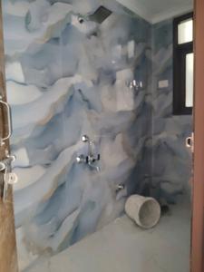 Common Bathroom Image of 850 Sq.ft 2 BHK Builder Floor for rent in Neb Sarai New Delhi for Rs. 23000