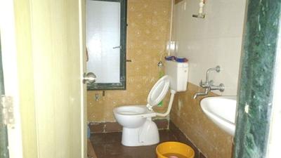 Image of 900 Sq.ft 2 BHK Apartment / Flat for rent in Haware Citi, Kasarvadavali, Thane for Rs. 17990