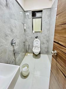 Bathroom Image of 750 Sq.ft 2.5 BHK Apartment / Flat for sale in Borivali West Mumbai for Rs. 21500000