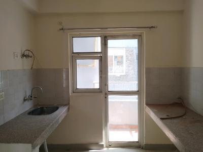Kitchen Image of 1300 Sq.ft 3 BHK Apartment / Flat for rent in BCC Bharat City, Indraprashtha Yojna Ghaziabad for Rs. 12000
