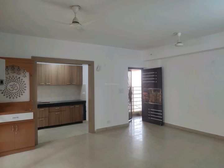 Paras Tierea Main Image 1