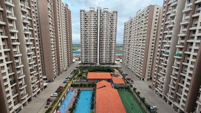 Image of 750 Sq.ft 2 BHK Apartment / Flat for sale in KUL VTP Beaumonde Nation R2 Tower6, Manjari Khurd, Pune for Rs. 9000000