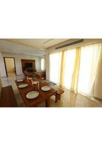 Image of 5900 Sq.ft 3 BHK Villa for sale in Uthandi, Chennai for Rs. 90000000