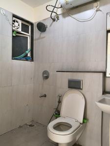 Common Bathroom Image of 1650 Sq.ft 3 BHK Apartment / Flat for rent in Enpar Lotus 101 Worli Residences, Lower Parel Mumbai for Rs. 325000