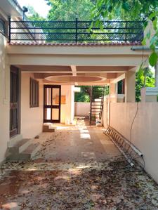 Balcony Image of 1500 Sq.ft 5 BHK Villa for rent in Priyadarshni Colony Jabalpur for Rs. 30000