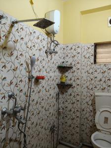 Bathroom Image of 820 Sq.ft 2 BHK Apartment / Flat for sale in Salkia Howrah for Rs. 3800000