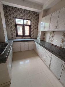 Kitchen Image of 1400 Sq.ft 3 BHK Builder Floor for rent in Sector 46 Gurgaon for Rs. 45000