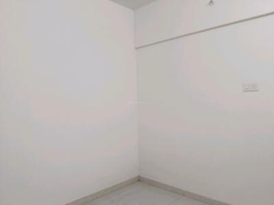 Bedroom Image of 1350 Sq.ft 2 BHK Apartment / Flat for rent in Clover Village, Kondhwa Pune for Rs. 29700