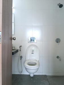 Bedroom One Image of 1100 Sq.ft 3 BHK Apartment / Flat for rent in Godrej Emerald, Kasarvadavali Thane for Rs. 38500