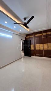 Bedroom Image of 2800 Sq.ft 3.5 BHK Builder Floor for sale in Kailash Colony New Delhi for Rs. 52500000