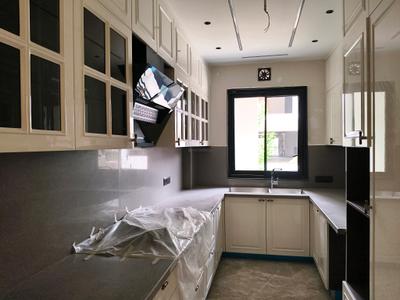 Kitchen Image of 2100 Sq.ft 4 BHK Builder Floor for sale in BPTP Astaire Garden Floors, Sector 70A Gurgaon for Rs. 34000000