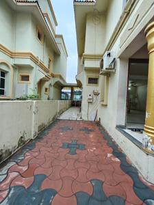 Image of 3600 Sq.ft 4 BHK Independent House for rent in Ghodasar, Ahmedabad for Rs. 30000