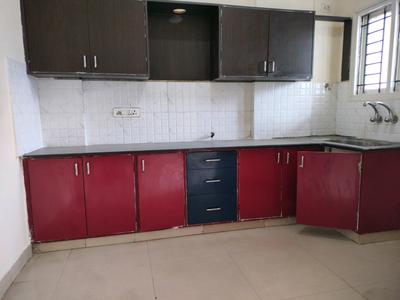Kitchen Image of 1900 Sq.ft 3 BHK Apartment / Flat for rent in Saritha Ambience by Sarita Developers, Marathahalli Bengaluru for Rs. 65000