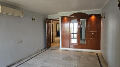 Bedroom Image of 6800 Sq.ft 6 BHK Apartment / Flat for sale in Ambience Lagoon, DLF Phase 3 Gurgaon for Rs. 110000000