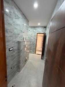 Bathroom Image of 650 Sq.ft 1 BHK Builder Floor for sale in Sahastradhara Road Dehradun for Rs. 4500000