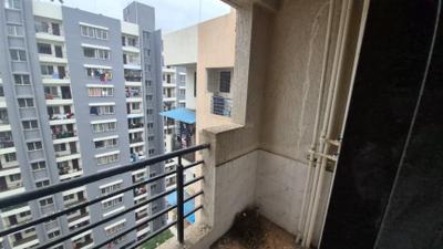 Balcony Image of 950 Sq.ft 2 BHK Apartment / Flat for sale in Dreams Lynnea A B Wings, Wagholi Pune for Rs. 4700000